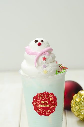 Cute Christmas Snowman Soft Serve Dessert Drink in Plastic Cup
