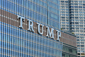 Trump Tower Chicago Skyscraper Facade