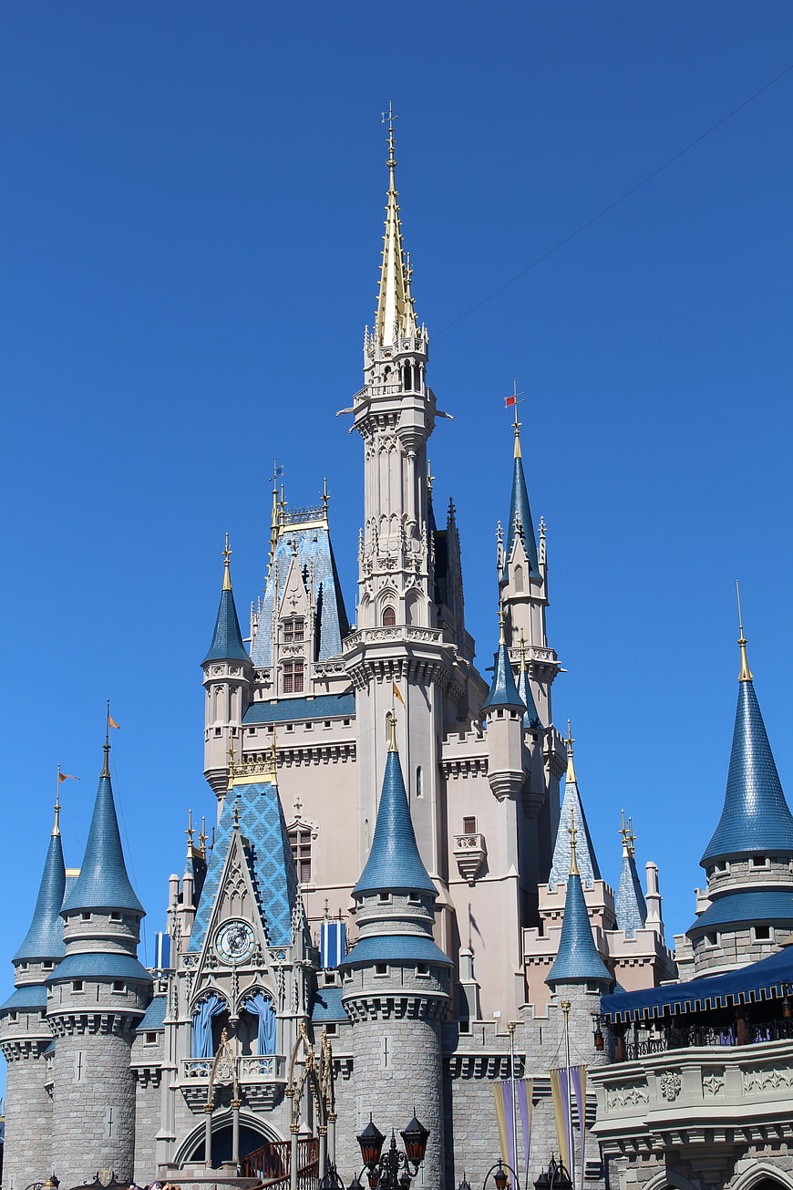 Tokyo Disneyland Castle Under Clear Blue Sky