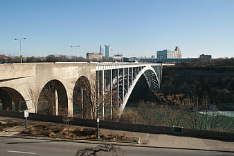 Lewiston-Queenston Bridge spanning the Niagara River
