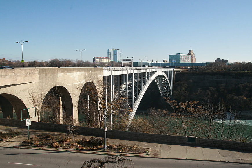 Lewiston-Queenston Bridge spanning the Niagara River