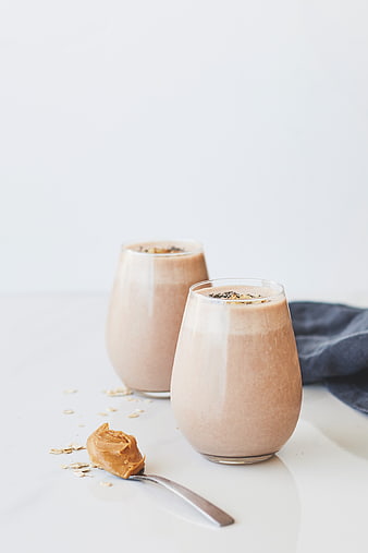 Peanut Butter Banana Smoothie with Oats and Chia Seeds