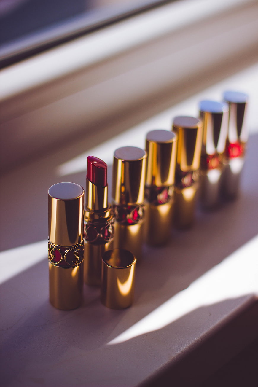 Luxury Gold Lipstick Collection in Sunlight