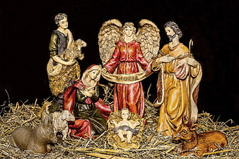 Traditional Nativity Scene Ceramic Figures on Hay with Gloria Banner