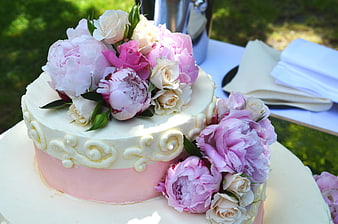 Elegant Pink Wedding Cake Decorated With Fresh Peonies And Roses