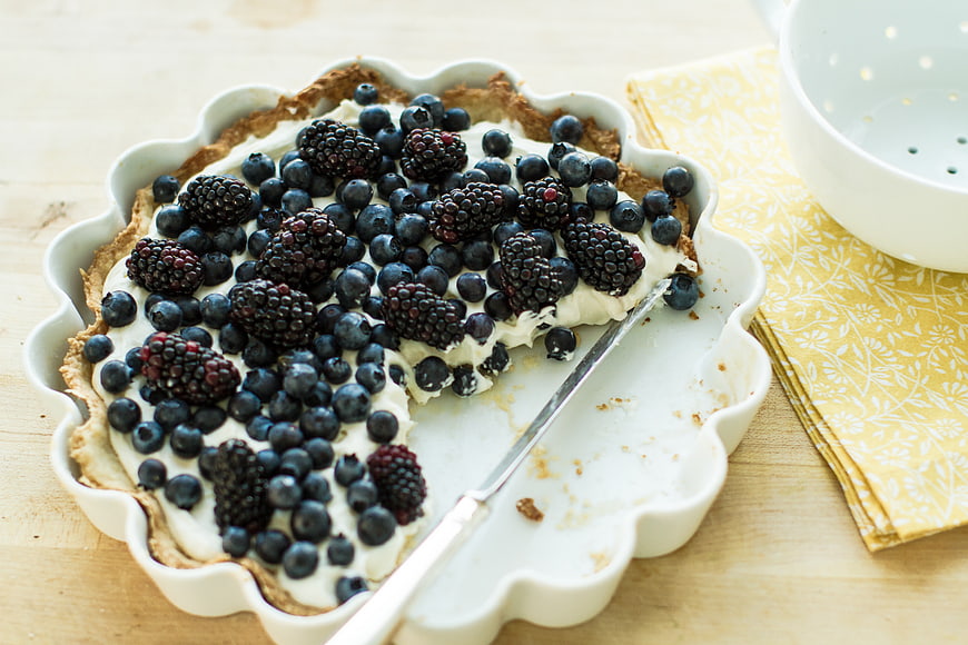Fresh Berry Tart with Blackberries and Blueberries in White Dish