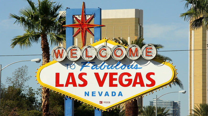 Welcome To Fabulous Las Vegas Nevada Sign With Palm Trees
