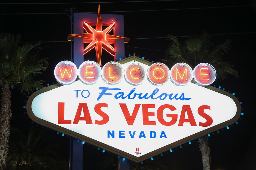 Welcome To Fabulous Las Vegas Nevada Sign At Night