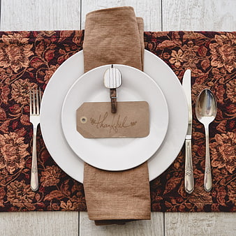 Rustic Thanksgiving Table Setting with Thankful Place Card