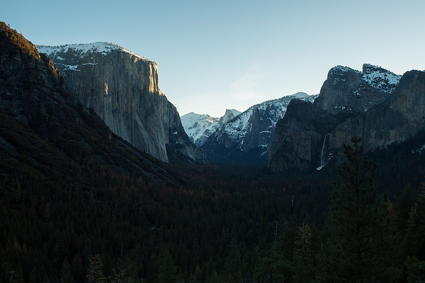 Majestic Yosemite Valley Landscape with Snow-Capped Granite Cliffs