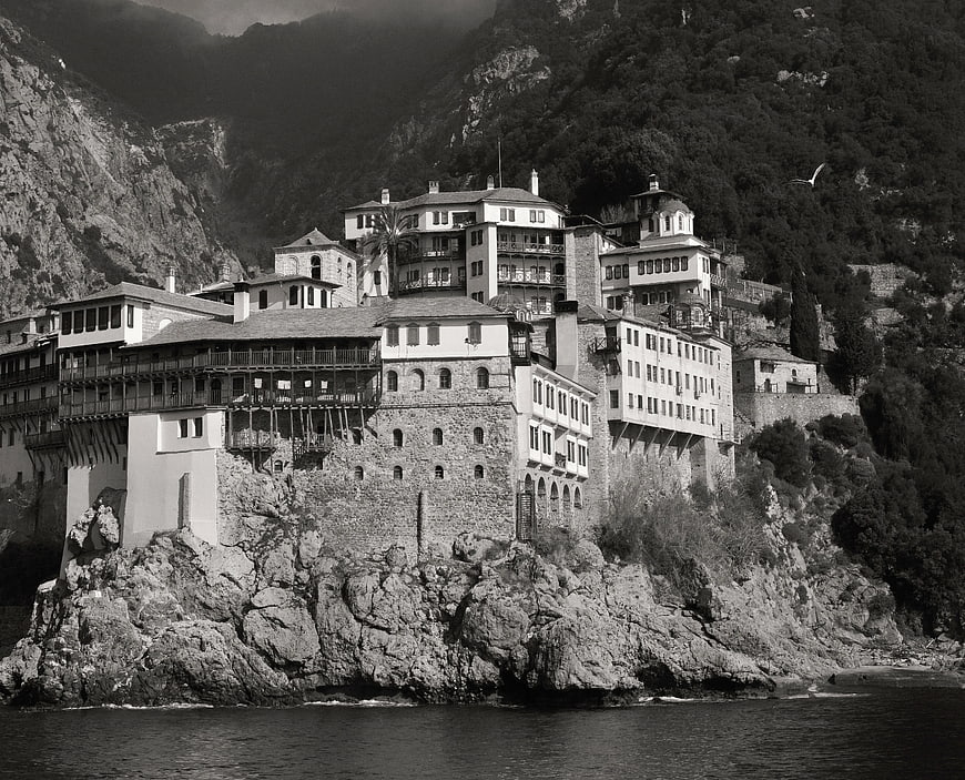 Black and white architecture of Ravello on Amalfi Coast cliffs