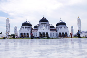 Grand Baiturrahman Mosque in Banda Aceh, Indonesia