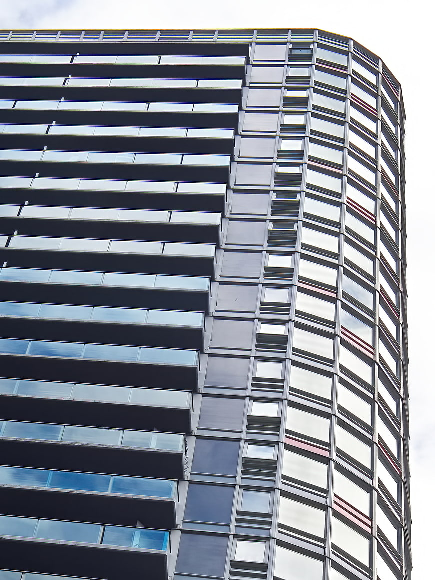 Modern Curved Glass Office Building Architecture