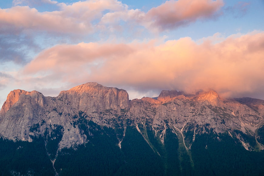Majestic Mountain Peaks Bathed in Golden Sunset Light