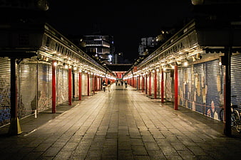 Night view of Senso-ji temple approach in Asakusa, Tokyo