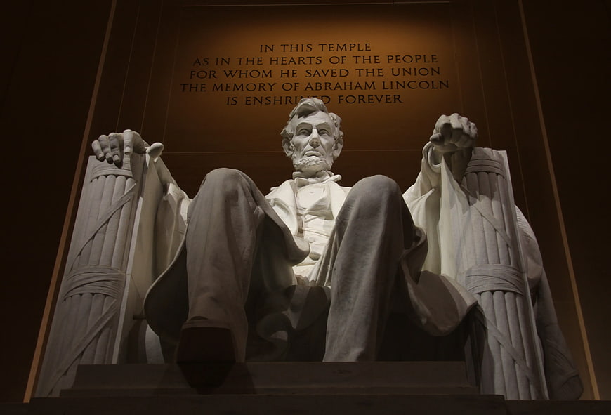 Abraham Lincoln Memorial Statue with Inscription