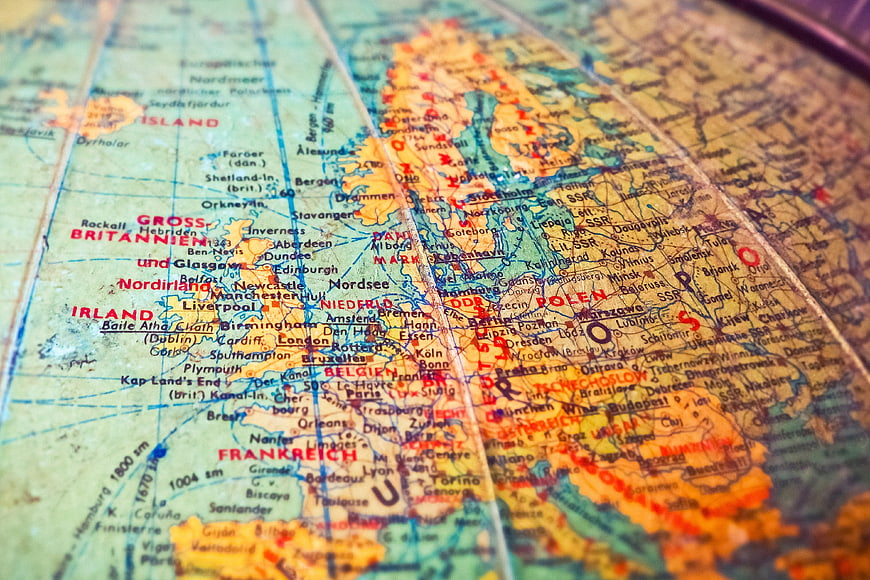 Vintage Globe Map of Europe with German Text