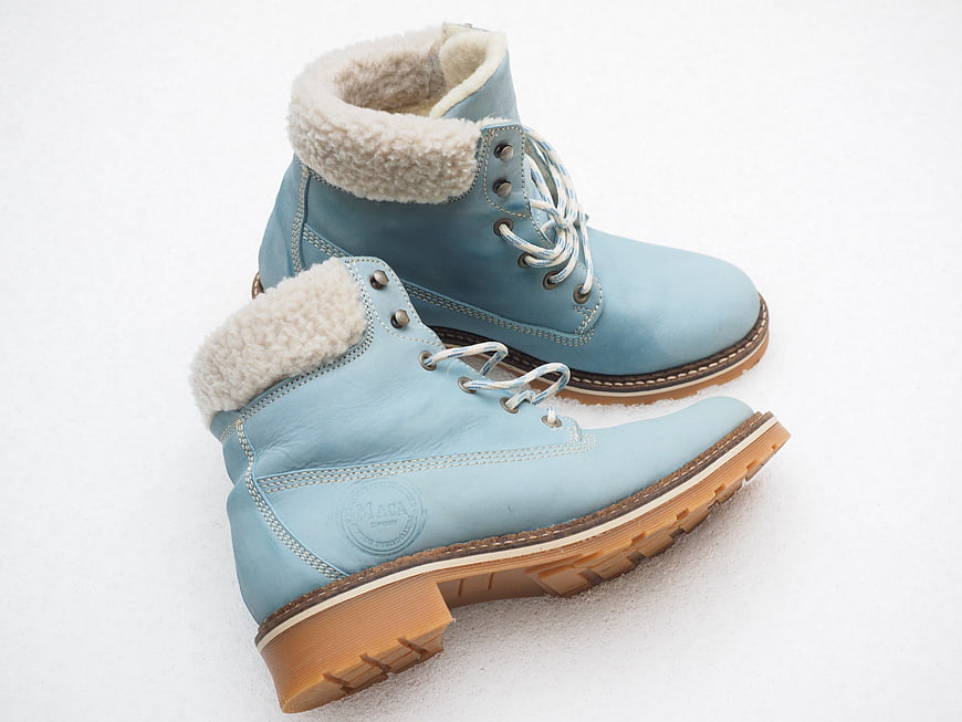 Light Blue Leather Winter Boots With Faux Fur Lining