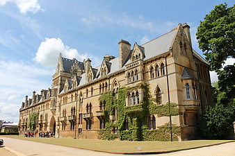 Historic Gothic Oxford University College Building Exterior