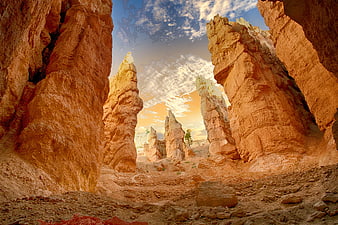 Dramatic Red Rock Formations in Desert Canyon Landscape
