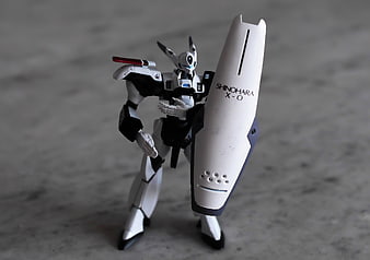 Shinohara X-0 Robot Model Figure on Concrete Surface