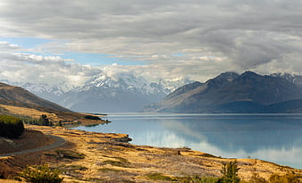 Scenic Lake Wakatipu and The Remarkables Mountain Range Landscape