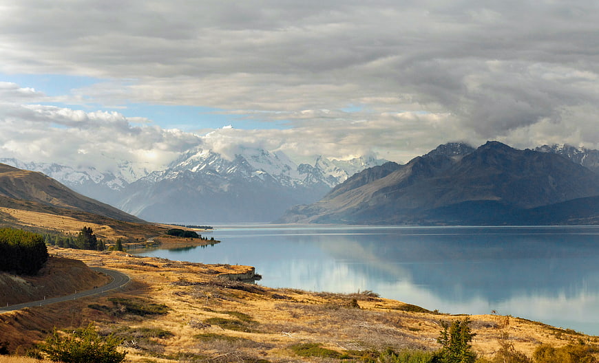 Scenic Lake Wakatipu and The Remarkables Mountain Range Landscape