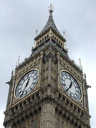 Low angle view of Big Ben clock tower in London