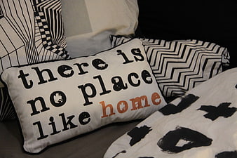 Decorative Throw Pillow with Quote There Is No Place Like Home