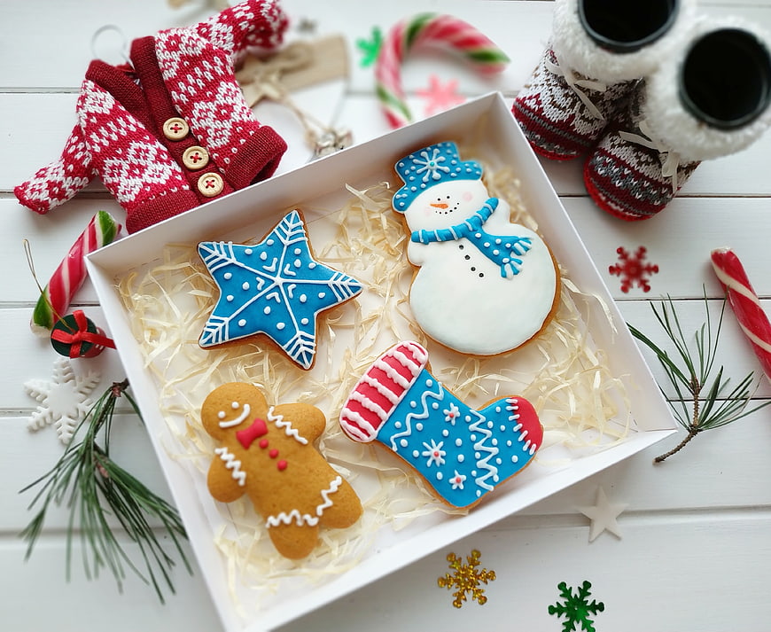 Festive Christmas Gingerbread Cookies in Gift Box