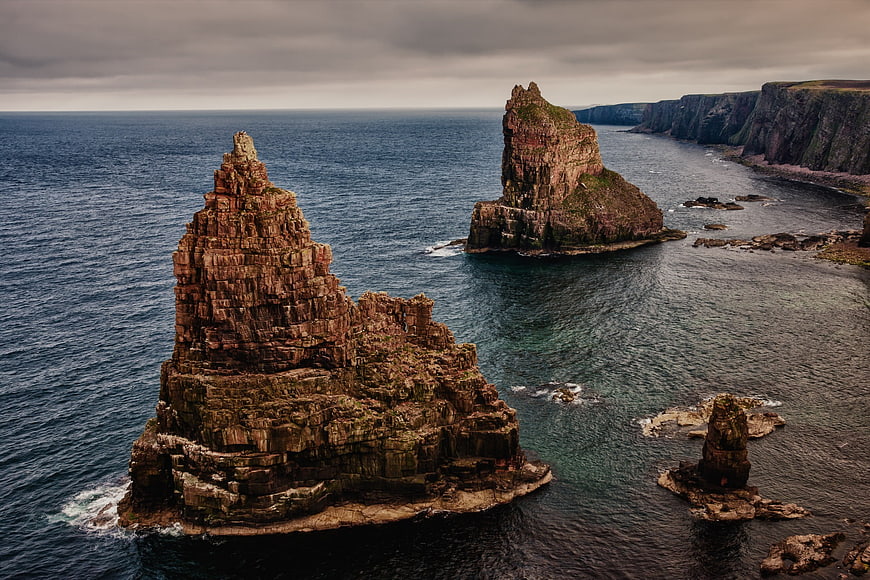 Dramatic Sea Stacks at Duncansby Head, Scotland Coastline