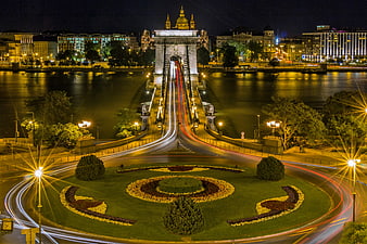 Night view of Széchenyi Chain Bridge and Adam Clark Square in Budapest