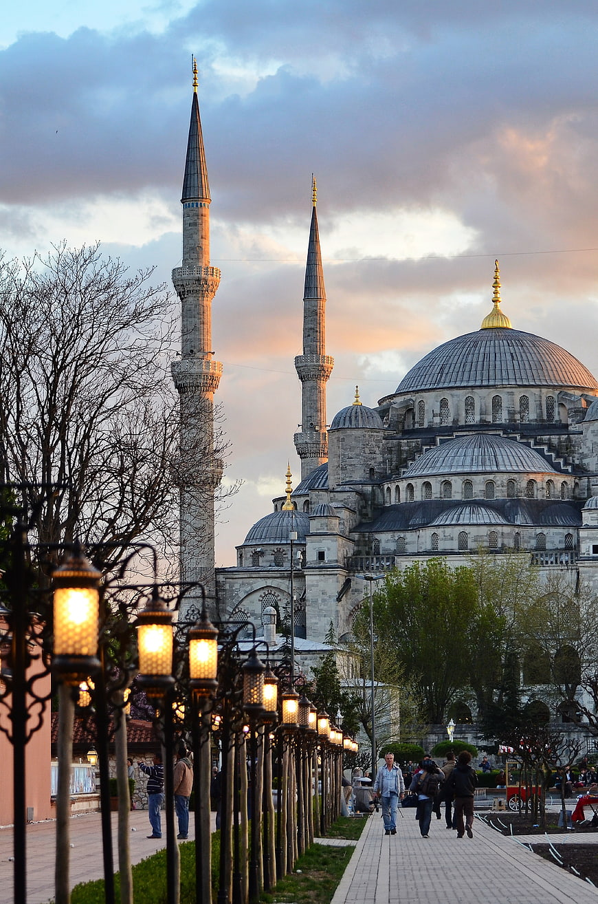 Blue Mosque Istanbul at Dusk with Illuminated Street Lamps