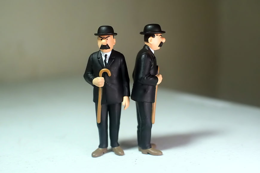 Thomson and Thompson Tintin Figurines in Black Suits
