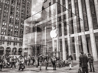 Black and white photo of Apple Fifth Avenue glass cube store