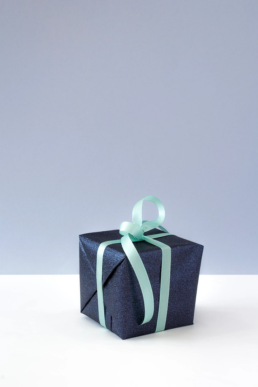 Dark Blue Glitter Gift Box with Mint Ribbon