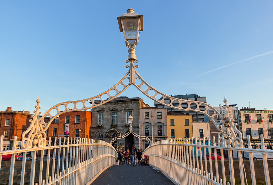 Ha'penny Bridge Dublin Ireland Pedestrian Walkway
