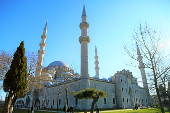 Süleymaniye Mosque in Istanbul with Minarets and Blue Sky