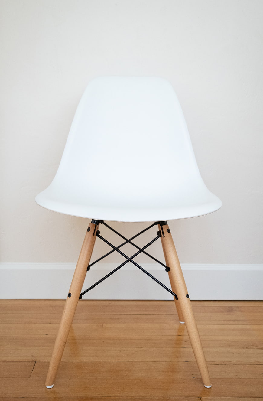 Modern White Dining Chair with Wooden Legs