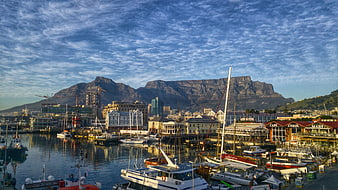 Table Mountain and V&A Waterfront Cape Town harbor boats