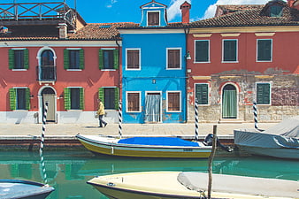 Colorful Burano Houses and Boats on a Sunny Canal