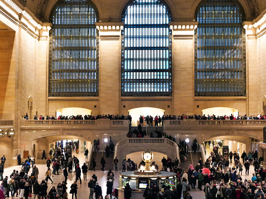 Grand Central Terminal Main Concourse Interior with Crowd