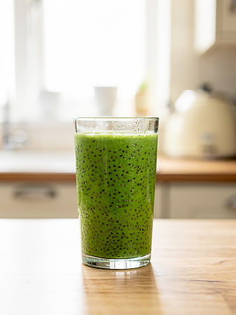 Refreshing Green Chia Seed Smoothie in Glass