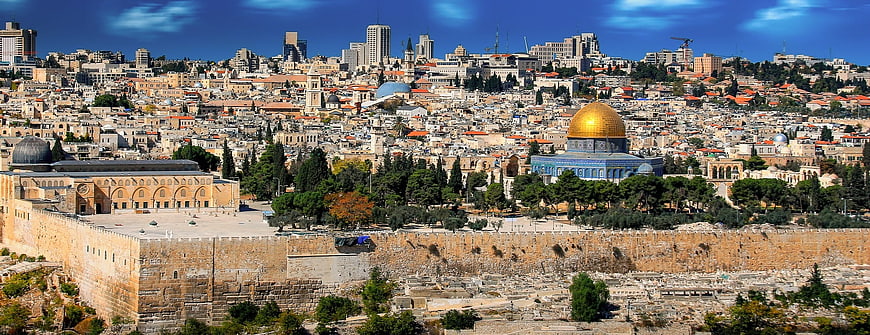 Panoramic View of Jerusalem Old City and Dome of the Rock