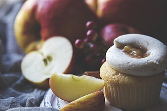 Apple Cider Cupcake with Meringue Topping and Fresh Slices