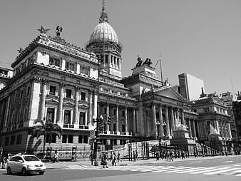 Black and white view of the Argentine National Congress building in Buenos Aires