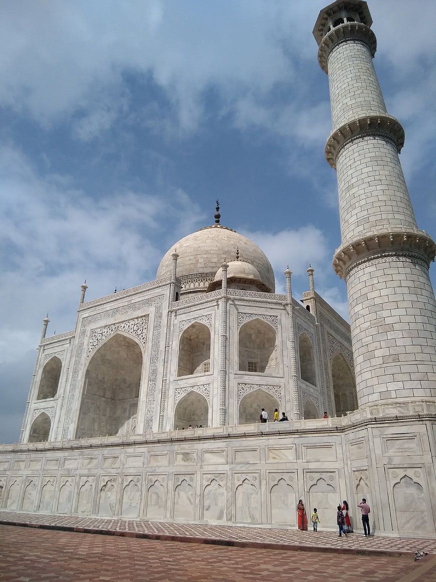 Taj Mahal Minaret and Dome Architecture